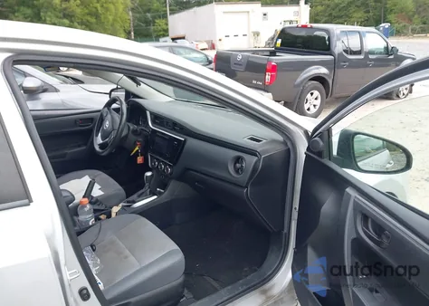 2017 Toyota Corolla L z USA, uszkodzony, nr VIN 2T1BURHE2HC830708